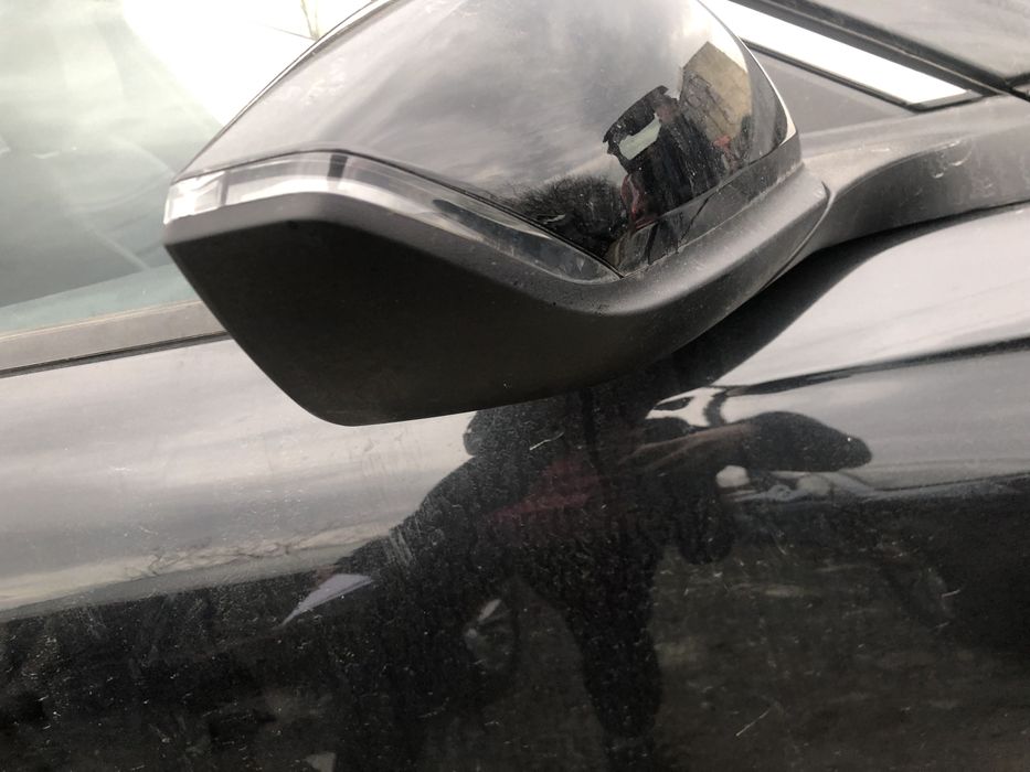 oglinda dreapta rabatare electrica  citroen c5 x 1.2 benzina 2023