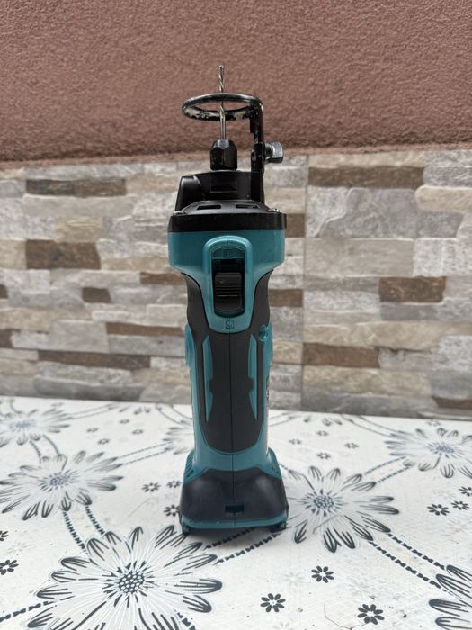 Акумулаторна фреза за гипскартон Makita DCO180Z SOLO /18 V,