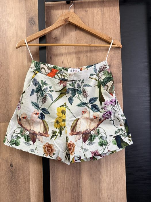 Дамски дрехи нови и като нови