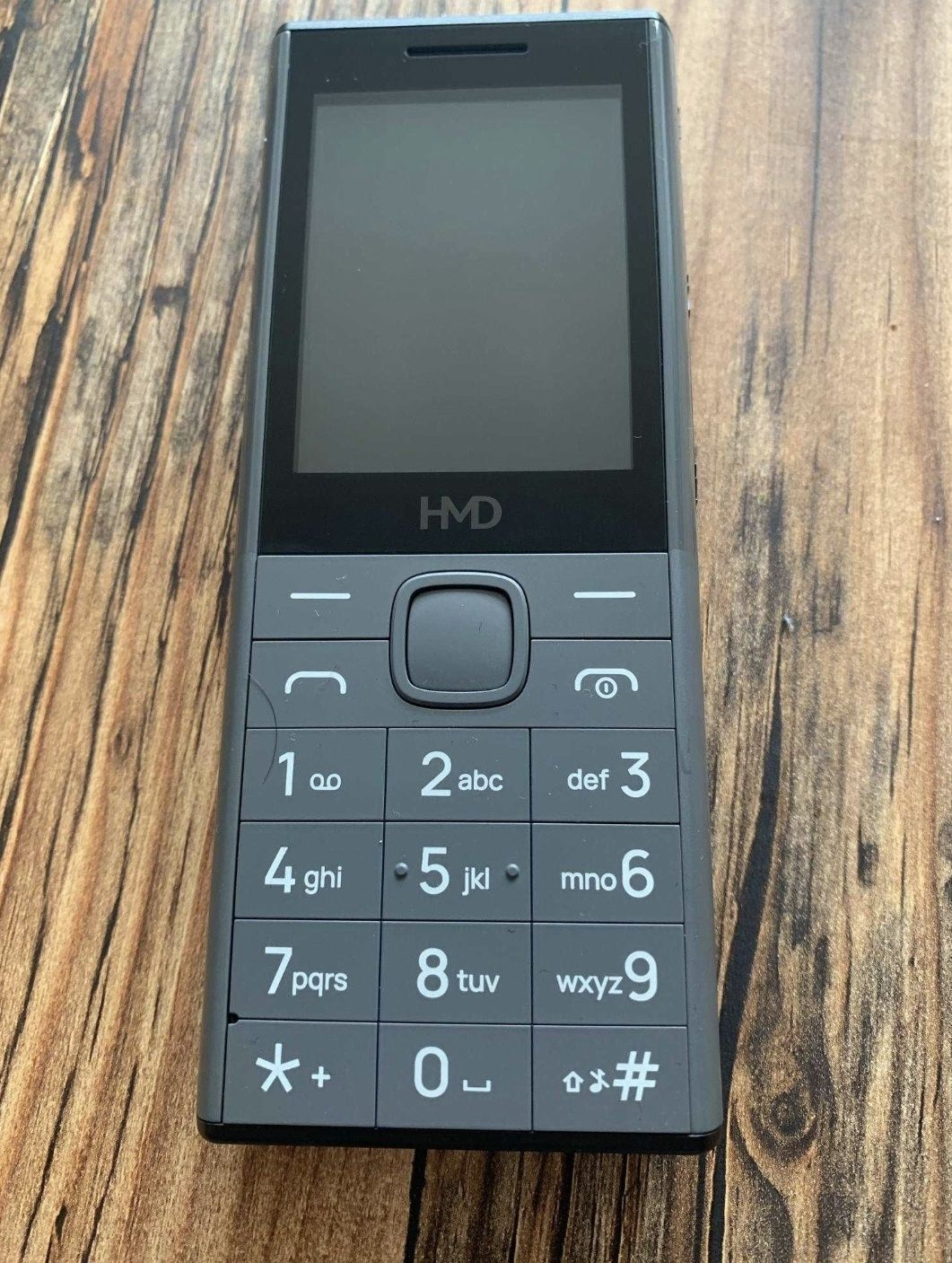 Нов телефон HMD 150 music