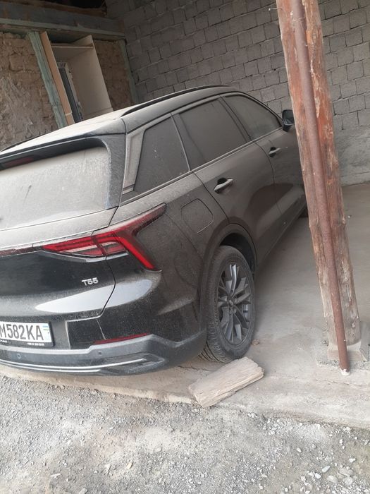 Bestune t 55  2023 rang qora