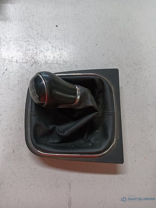 Nuca schimbator + piele VOLKSWAGEN GOLF V 1K1 2003 - 2009