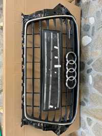 Audi A3 quattro централна решетка
