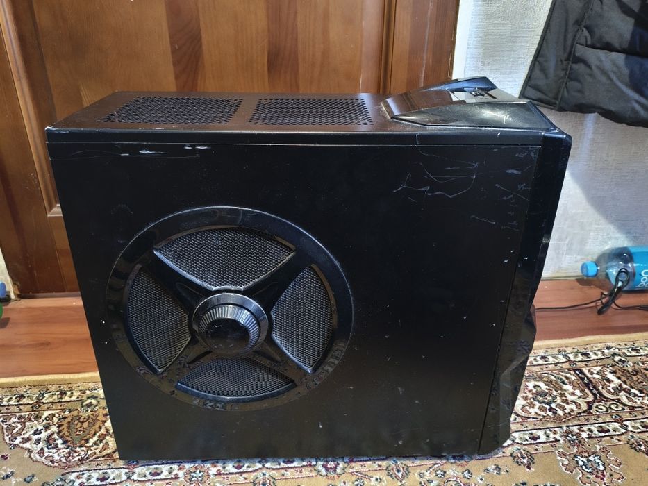 Корпус для персонального компьютера