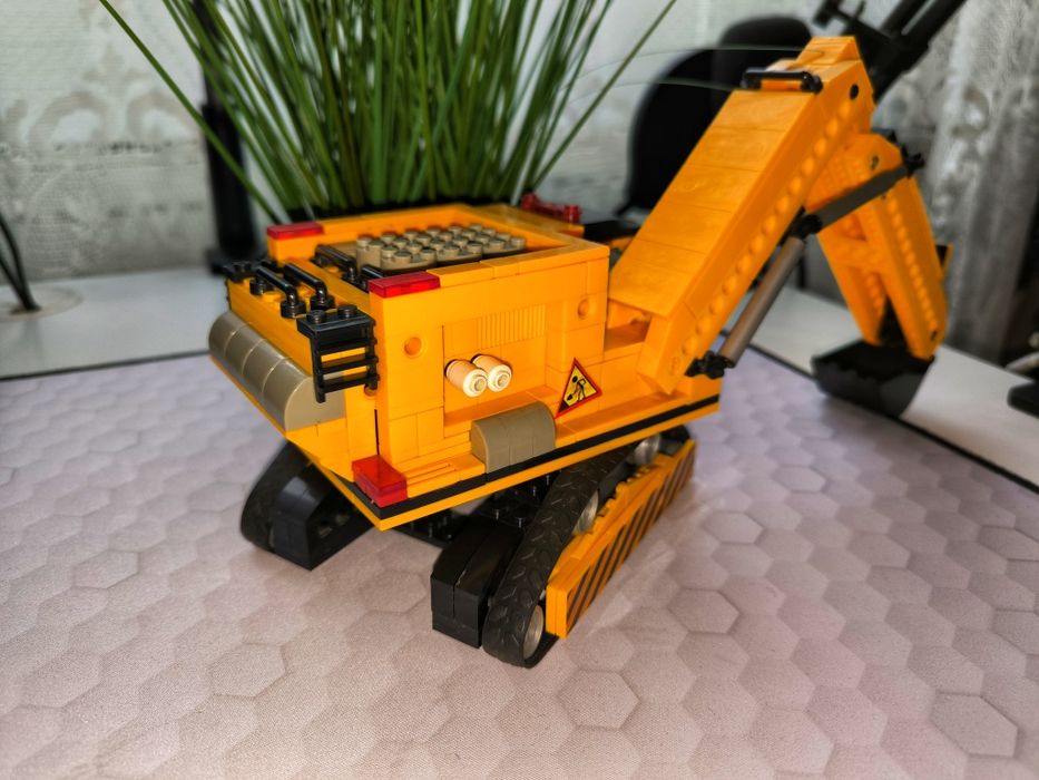 Lego - Excavator
