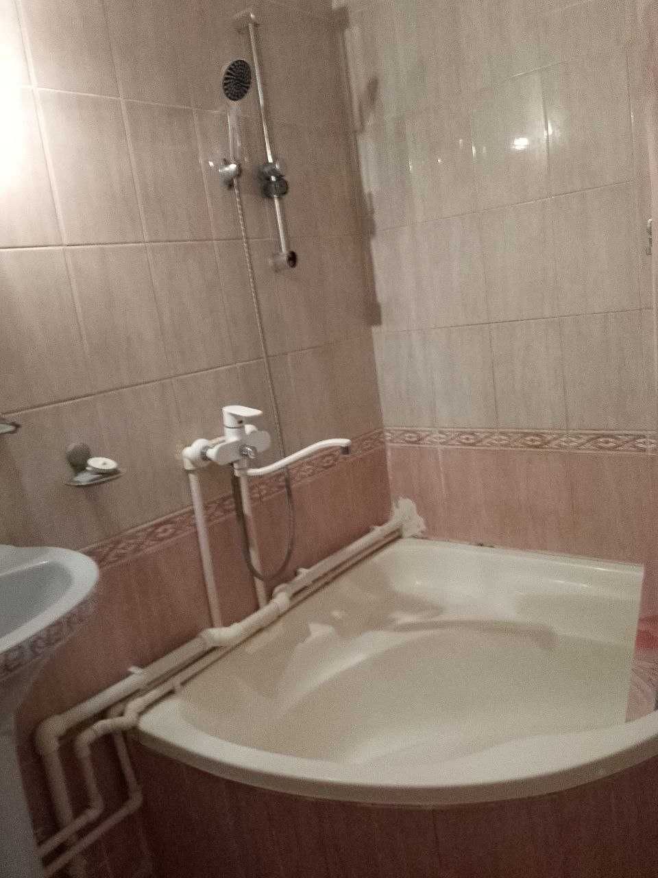 Продается 4ком. Напротив 108 поворот, д46/2эт/5эт.дом 96 кв м.