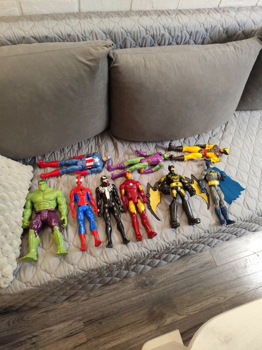 Екшън фигури героите на Марвел