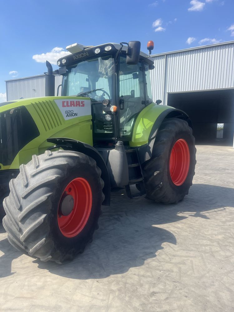 CLAAS AXION 820 година на производство 2012 м. ч. 6400