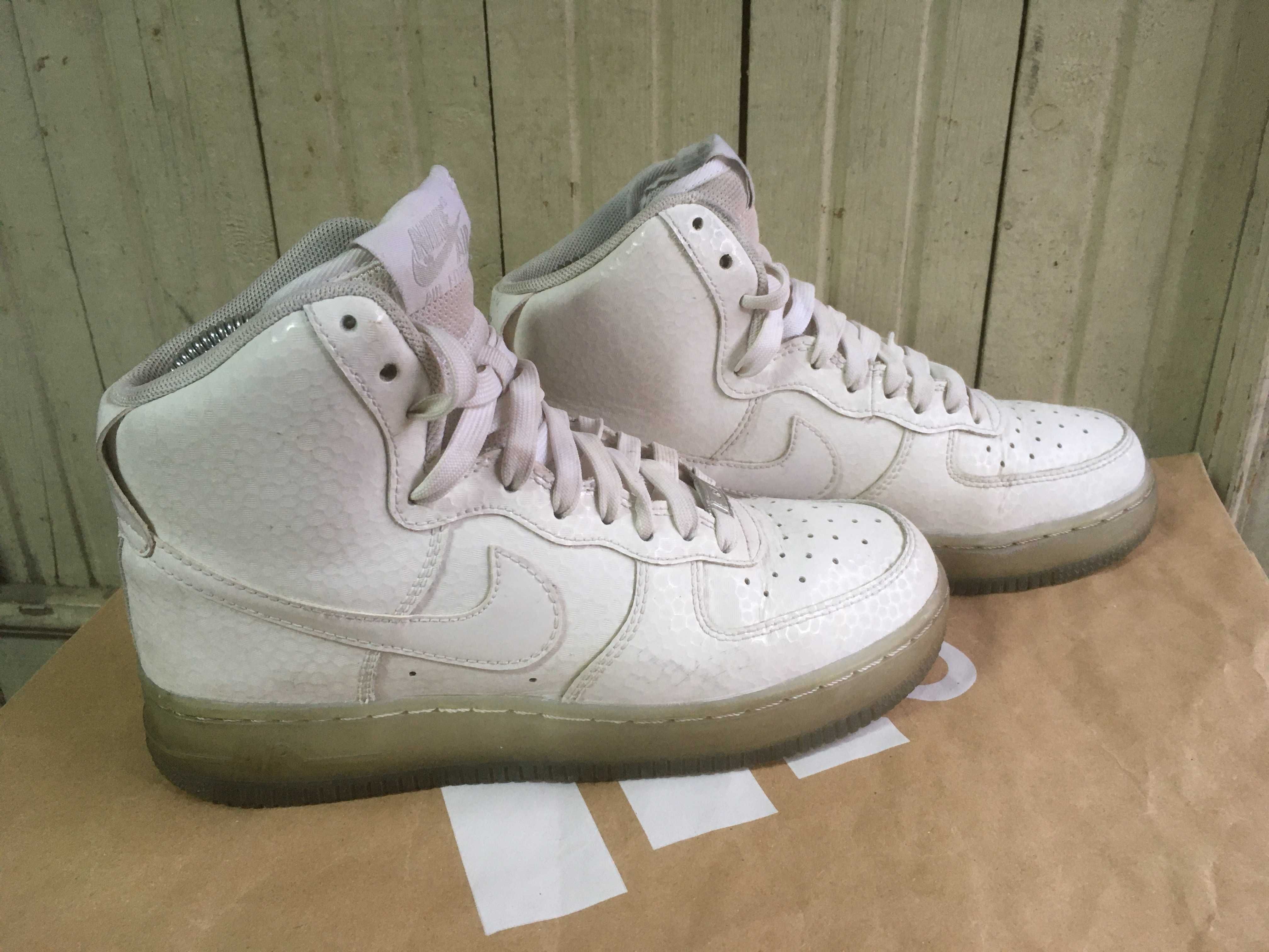 ''Nike Air Force 1 High Premium''оригинални маратонки 37.5 номер
