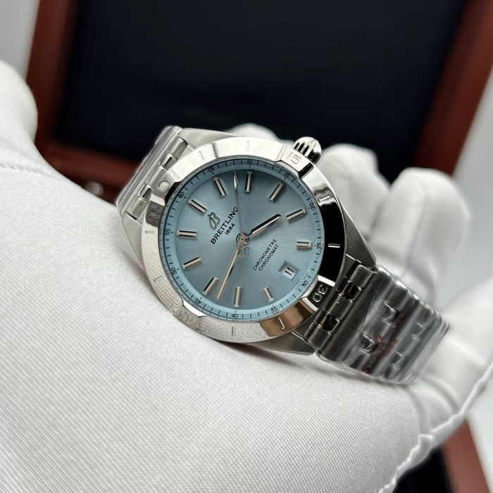 Breitling Chronomat Aquamarine Dial 36,mm lady