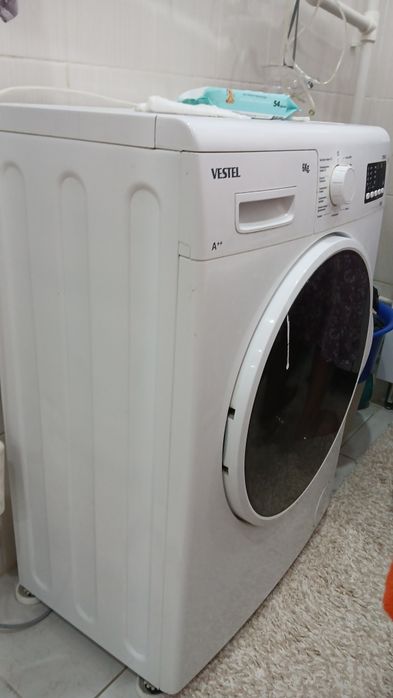 Продам стиральную машину марки Вестел