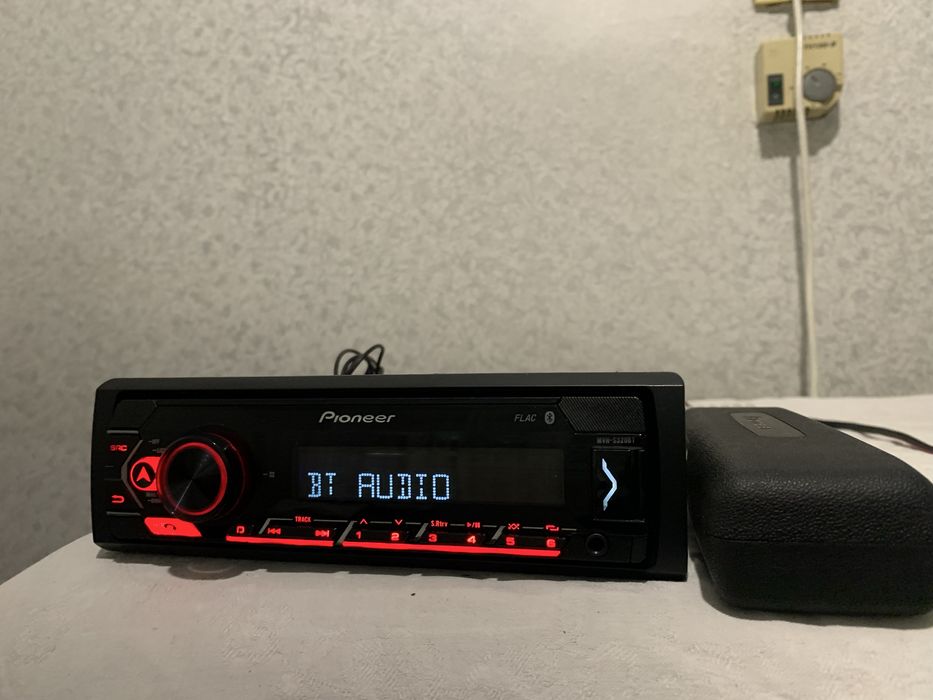 Авто радио Pioneer Bluetooth