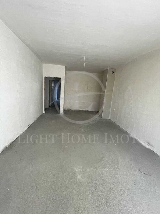 Продава се Тристаен апартамент в Пловдив, Христо Смирненски - 110 кв.м за 2550 €/кв.м - Снимка #1