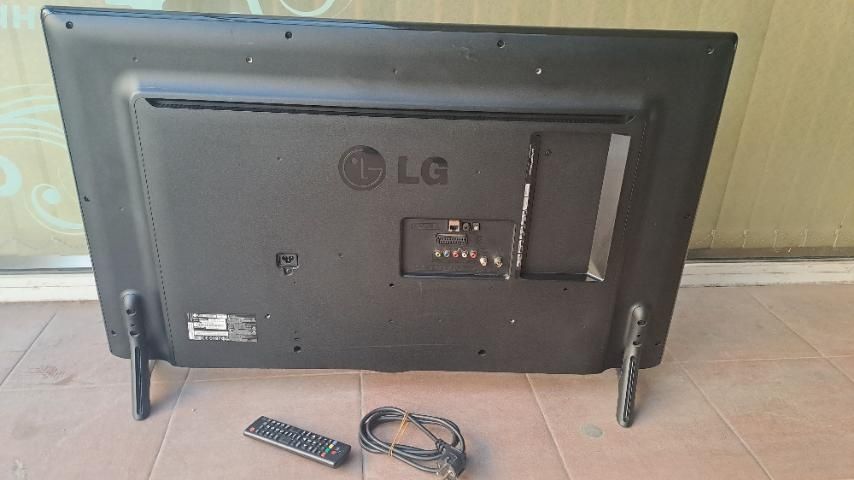 LG SMART TV 42инча перфектен-450лв
