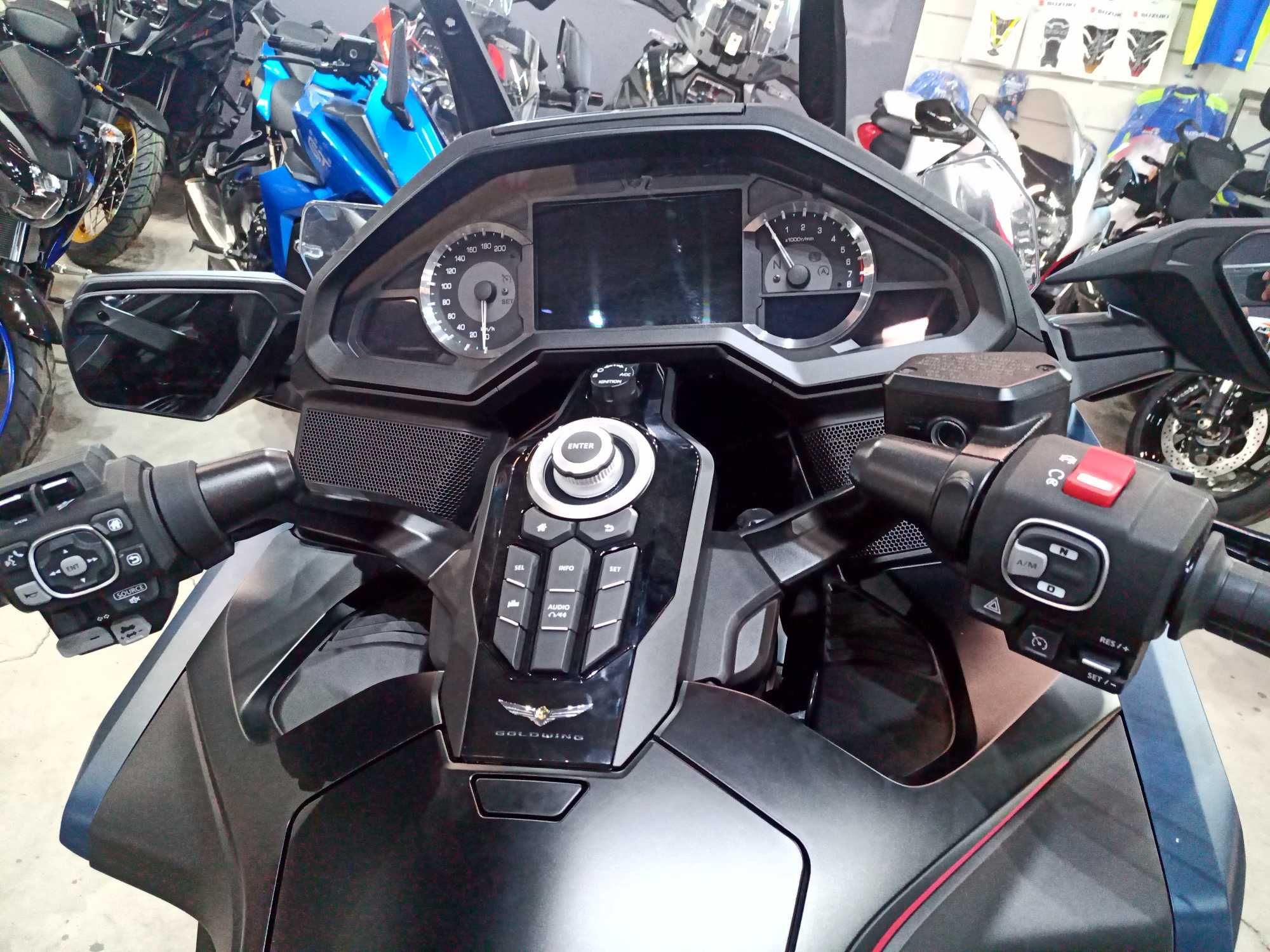 Honda Goldwing Bagger DCT model 2025 - nou -precomanda Honda Constanta