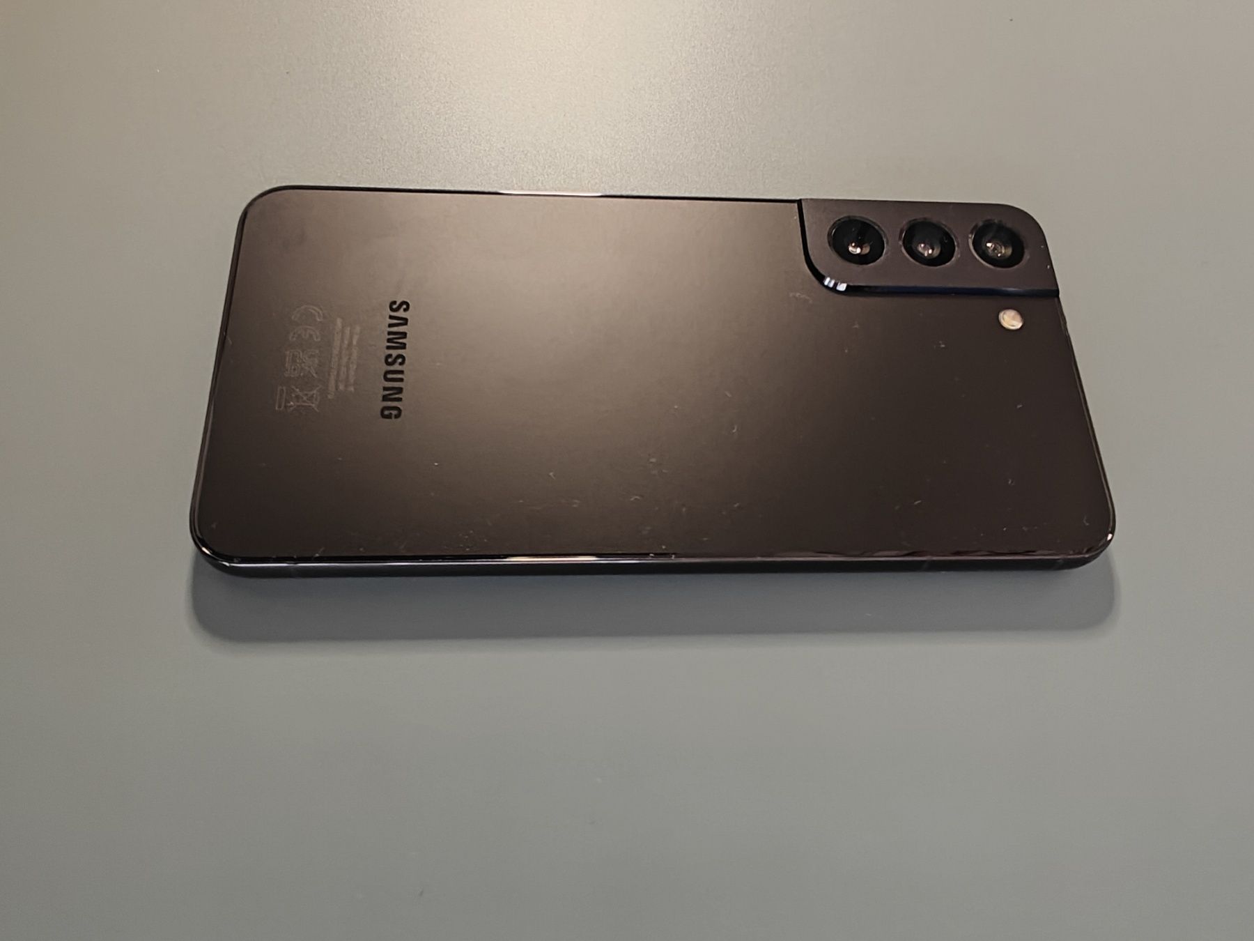 Samsung galaxy S22 plus
