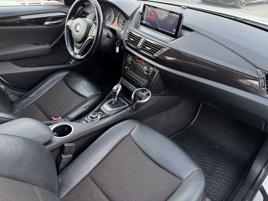 BMW X1 2013 2.0 Diesel 143cp X-drive Panorama/Cutie automata/Navi mare