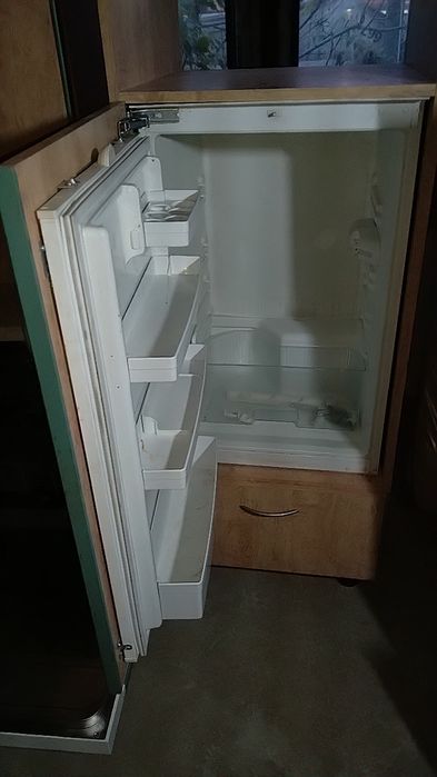 Mobila bucatarie cu electrocasnice