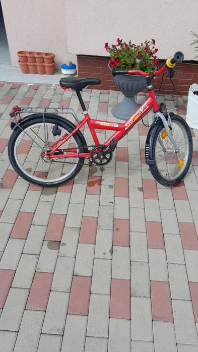Vand două biciclete roti pe 20