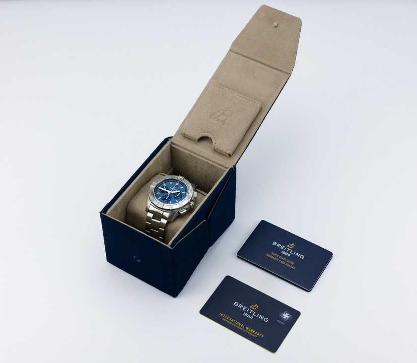 Breitling Avenger B01 Chronograph 44 AB0147101C1A1 Blue dial