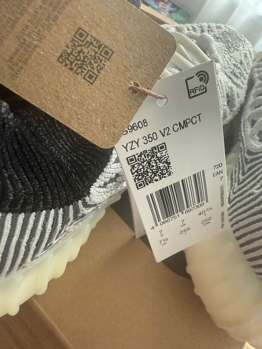 Adidas Yeezy 350 V2 CMPCT – Silver White – NOI