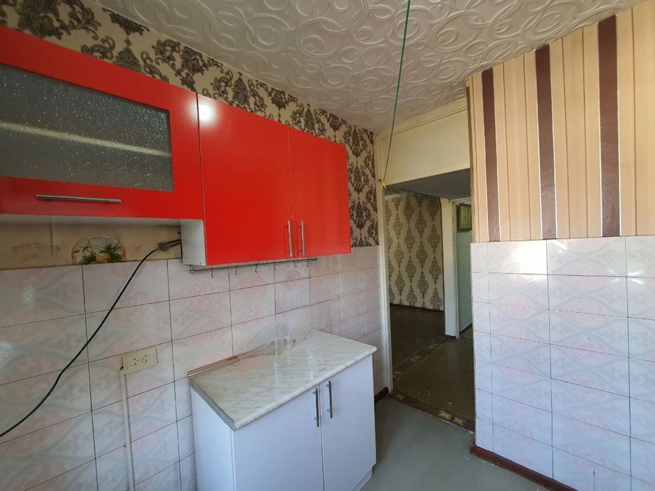 Фрунзенский масивда 2 хоналик квартира ижарага берилади