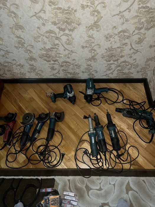 Гайковерт, болгарка, шуруповерт и так далее