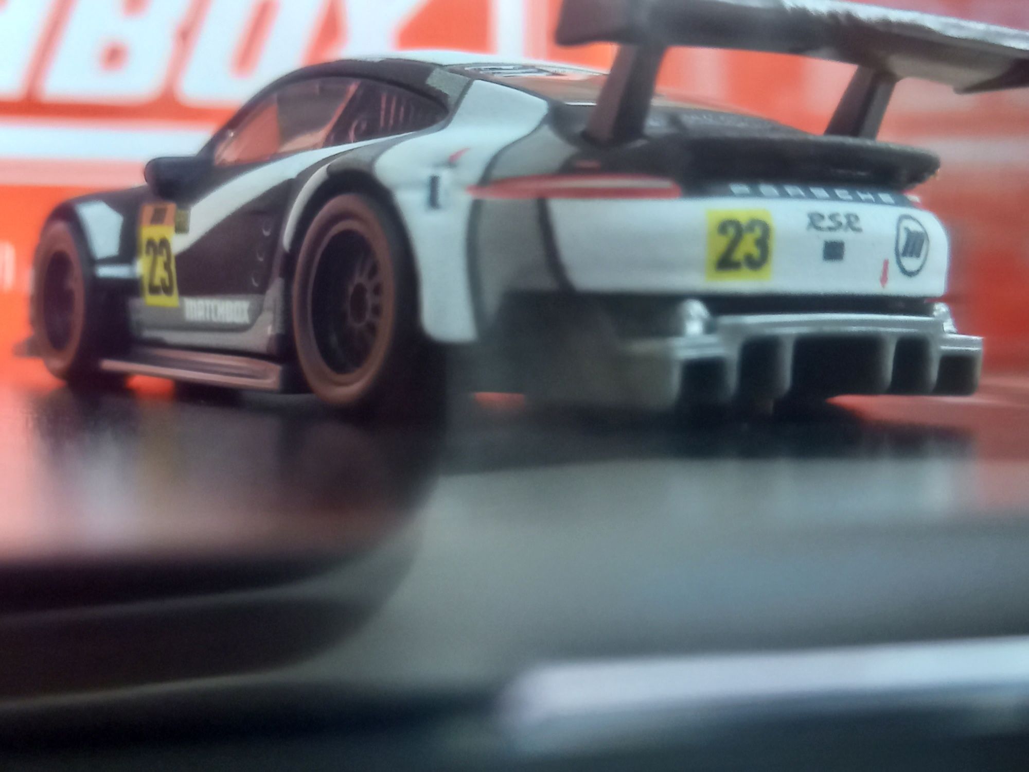 Порше 911 RSR - Мачбокс - количка 1:64