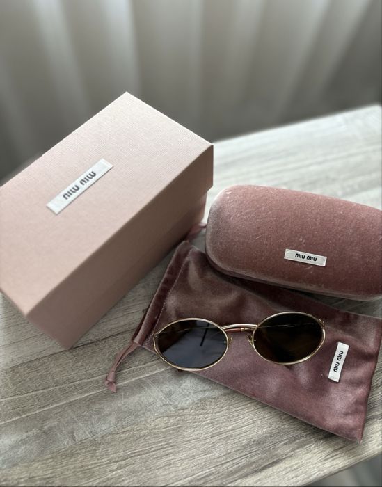 Слънчеви очила Miu Miu