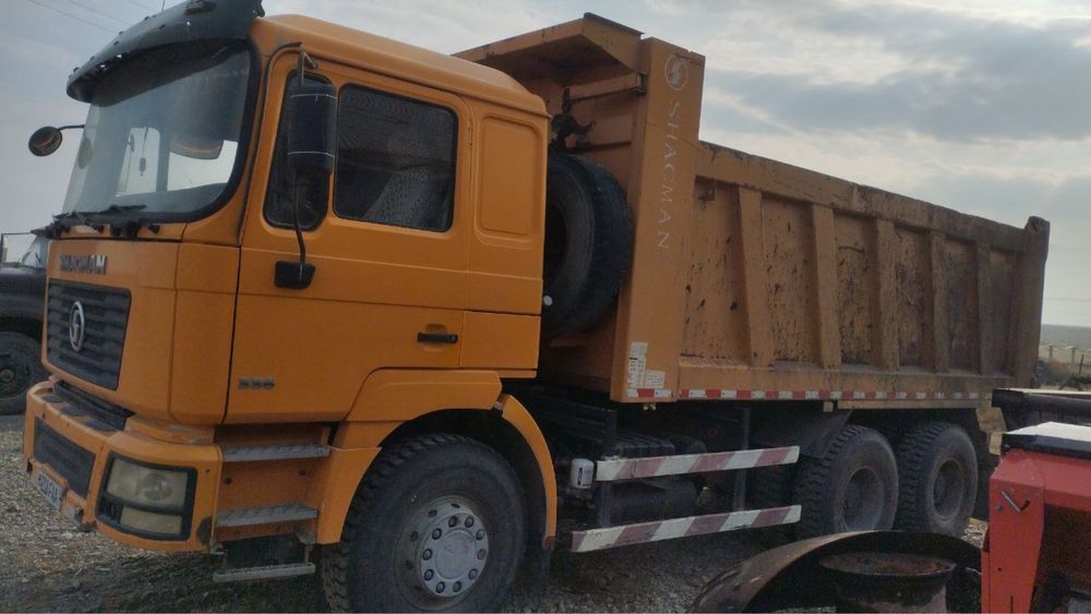 Shacman Srochna sotiladi