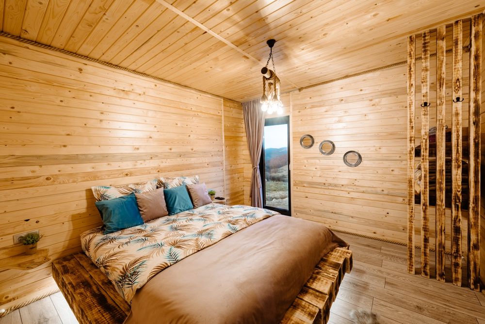 Cabane libere de Craciun Si Revelion!