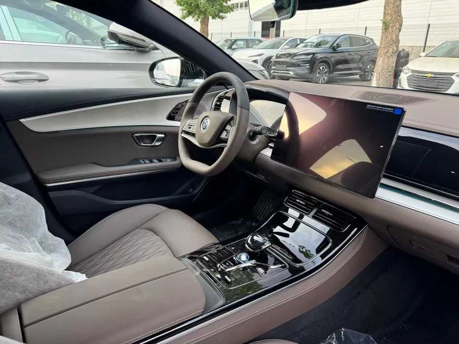 BYD han  2025 nasiyaga