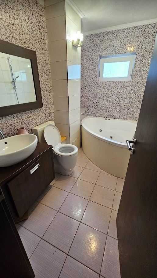 Proprietar, Inchiriez apt. 3 camere Timisoara, in Complexul Studentesc