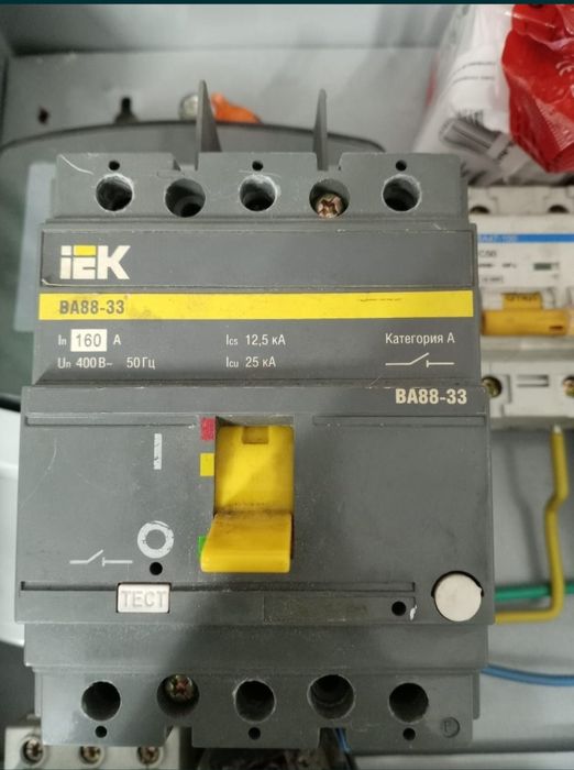 Продам автомат Iek 160 А, в хорошем рабочем состоянии.