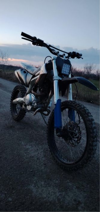 Cross 125cc yamaha doar azi 1300lei