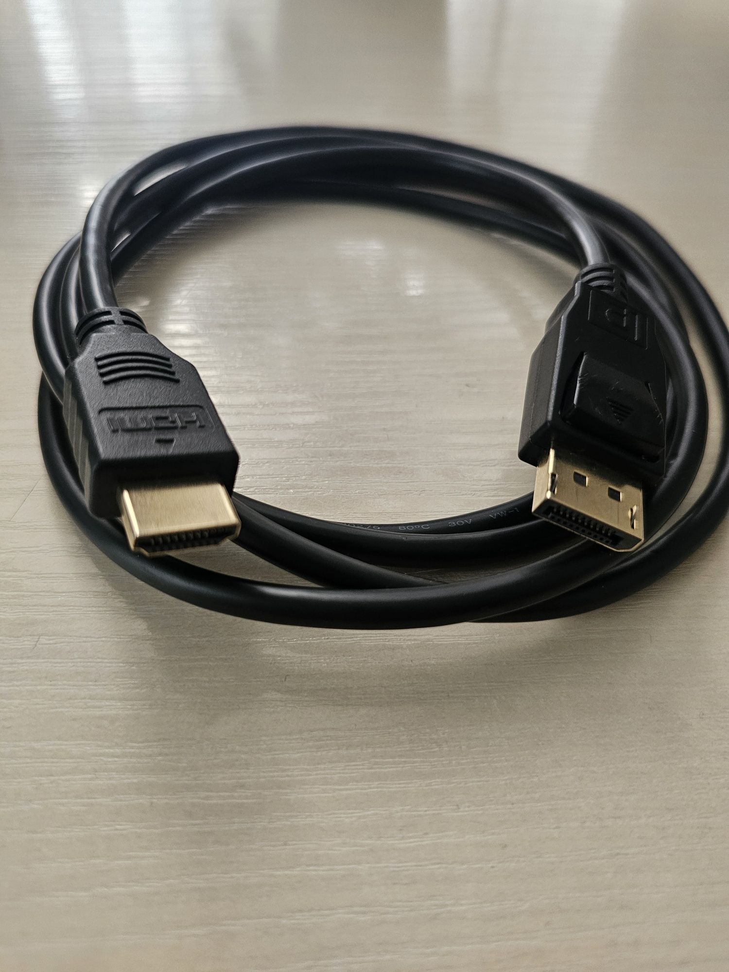 Кабель видеосигнала высокого разрешения DisplayPort - HDMI, 1.8 метра