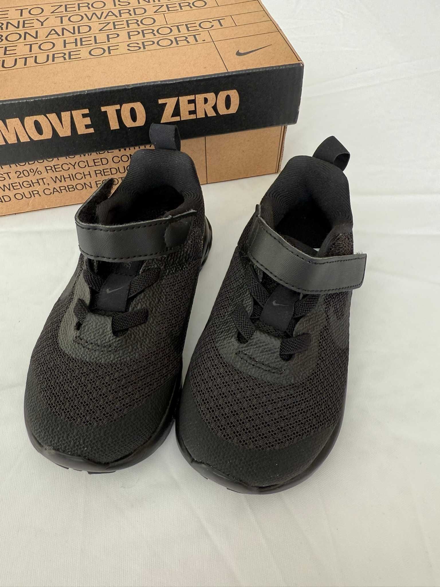 нови оригинални детски обувки Nike