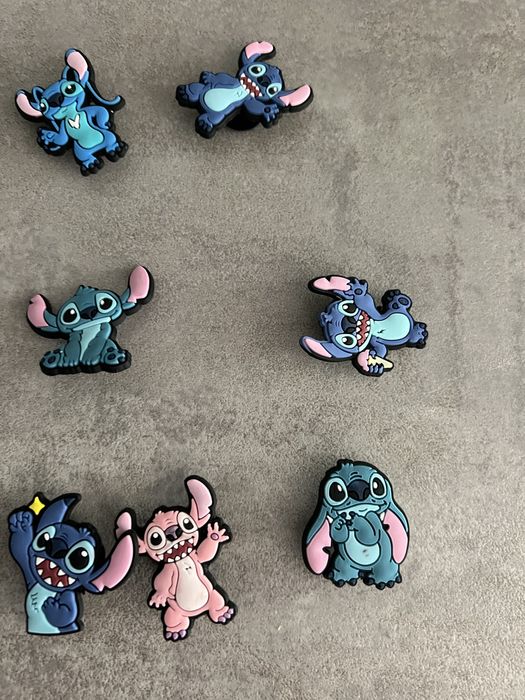 Jibbittz crocs stich