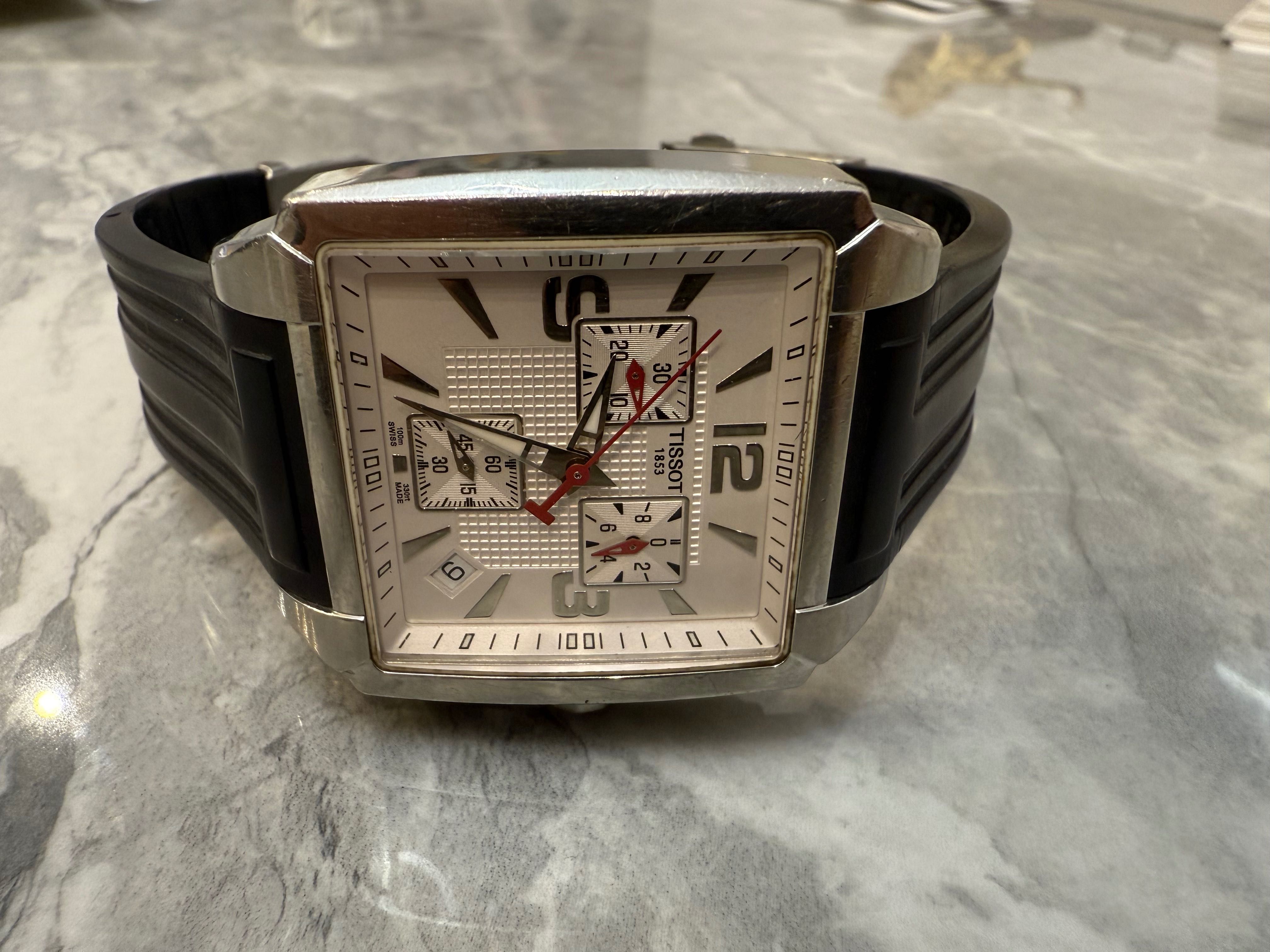 Часовник Tissot T005.517A Silver Chronograph Quartz