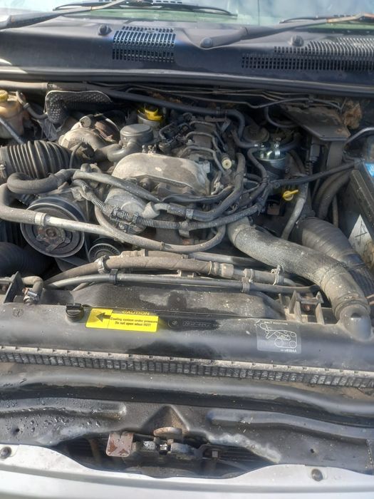 Vând sau schimb jeep grand cherokee 2.7 crd