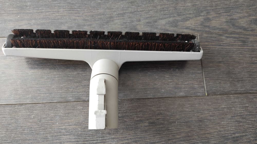 Perie de aspirator Bosch  speciala pentru parchet