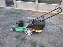 Vand masina de tuns iarba cu cos