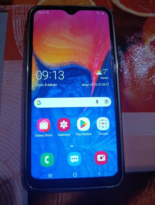 Samsung a10 karabkasi bor
