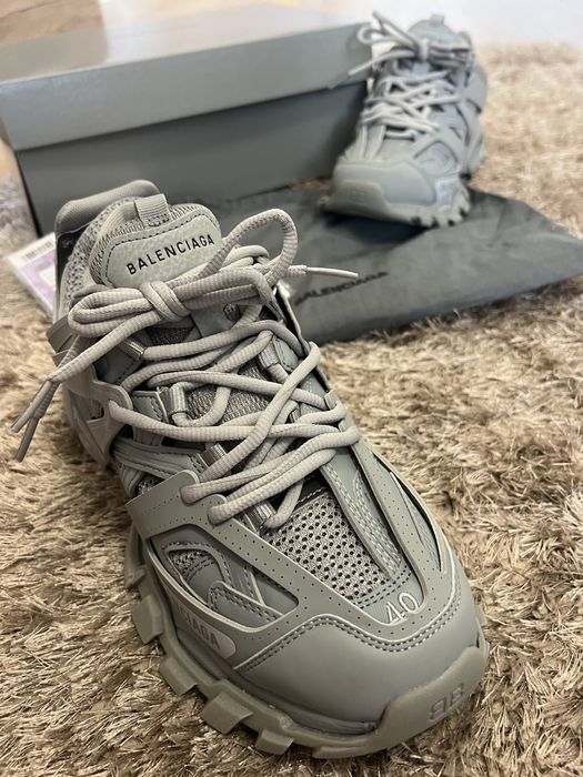 Balenciaga Track - Сив