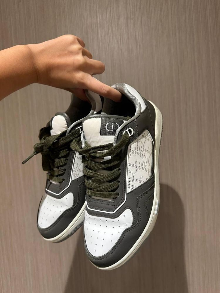 Лимитированные кеды Dior