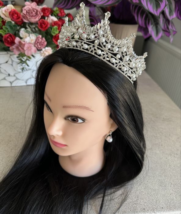 Diadema cu perle pentru mireasa