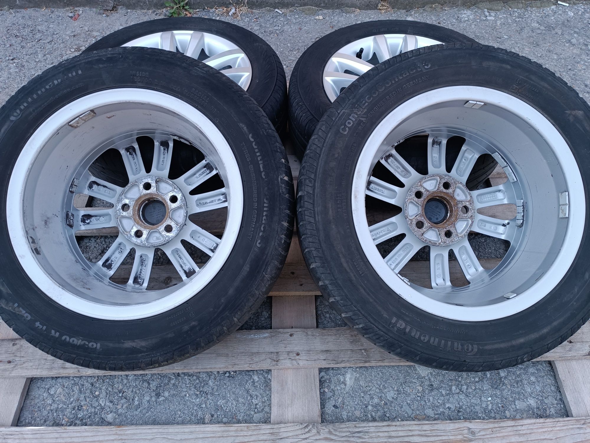 Лети джанти 14ки 5х100 VW + летни гуми 185/60/14 Continental