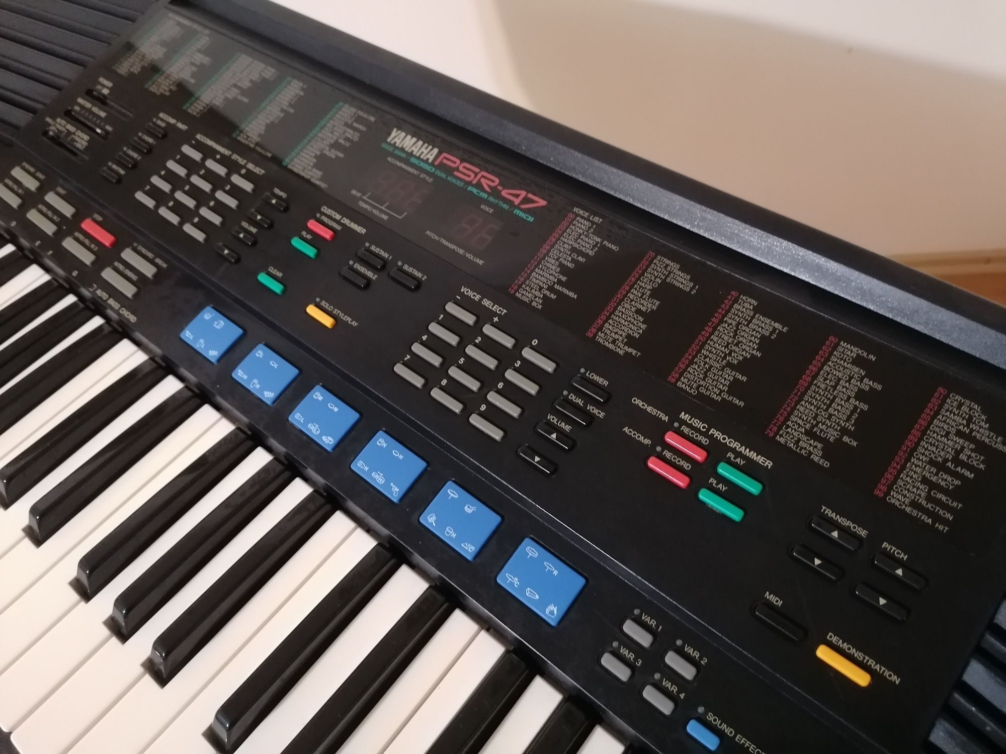 YAMAHA PSR-47 DASystem 5050 dual orga pian digital polifonic