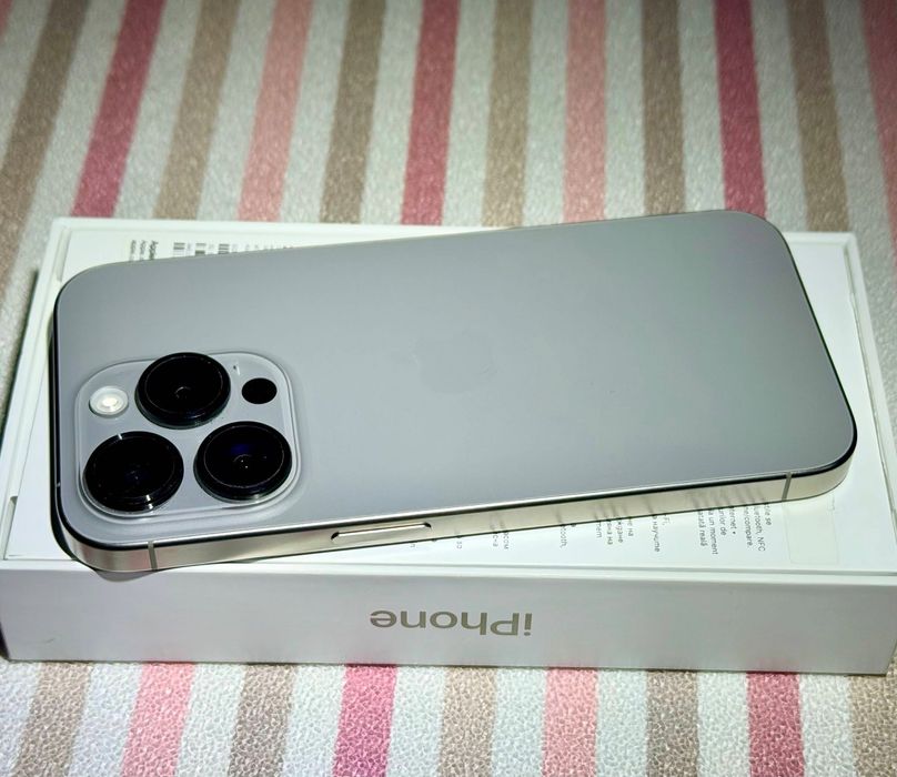 iPhone 15 Pro 512GB, SIM fizic + eSIM, stare foarte bună