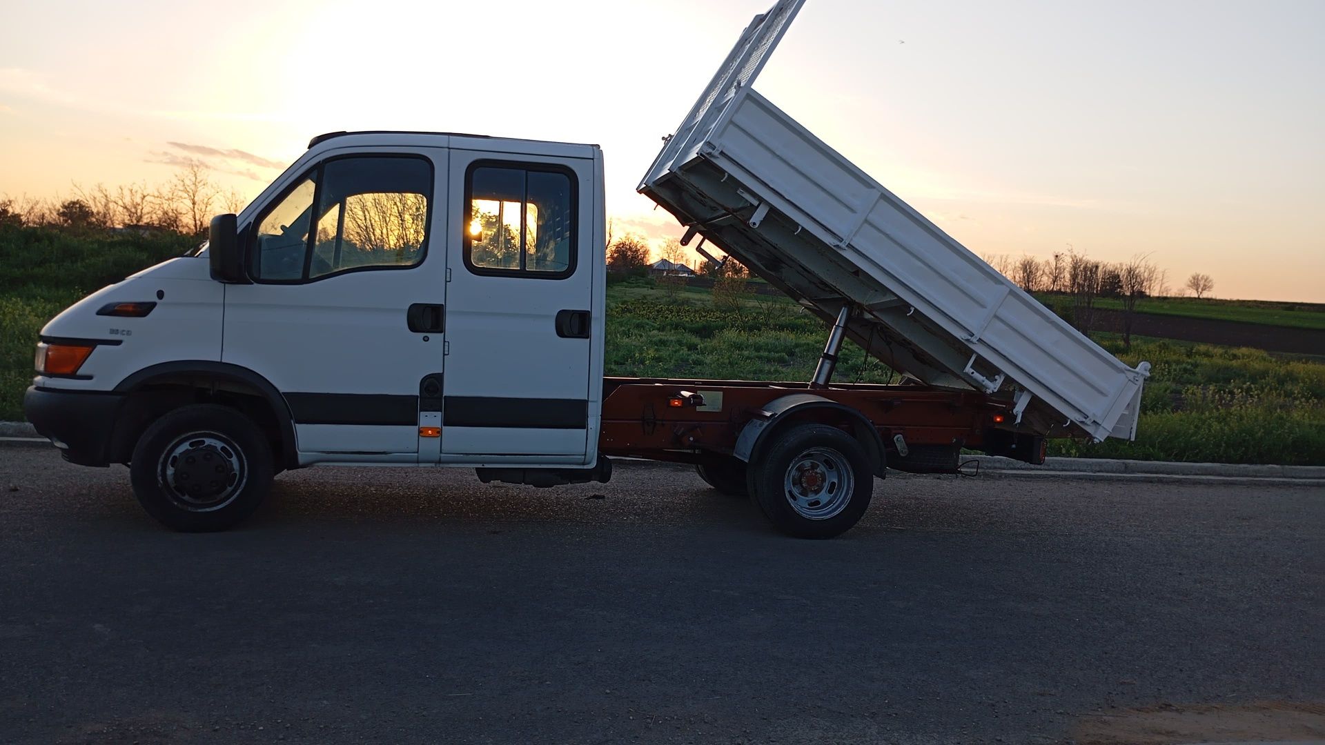 Iveco Daily basculabil Italia